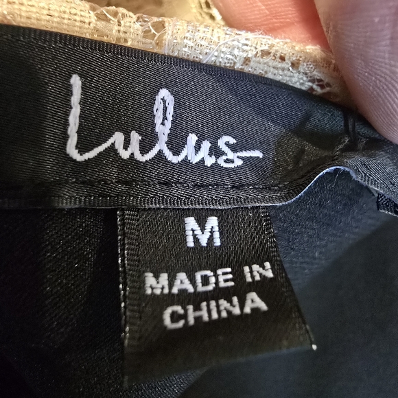 Lulu's Cream and Black One-Shoulder Mini Dress Size M - Picture 3 of 7